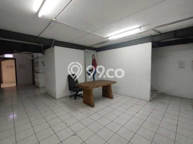 Unit Komersial Disewakan di Jakarta Barat Area Strategis Harga Kompetitif Unit Komersial Disewakan di Jakarta Barat Area Strategis Harga Kompetitif