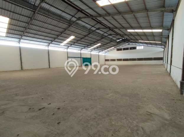 Unit Gudang Paling Strategis di Cengkareng Jakarta Barat dengan LB 1700m2 Unit Gudang Paling Strategis di Cengkareng Jakarta Barat dengan LB 1700m2
