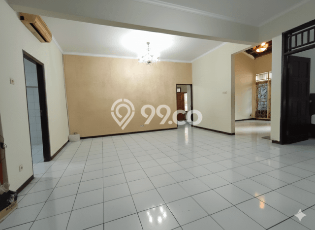 Dijual Rumah Mewah Megah Dengan View Eksklusif di Meruya, Jakarta Barat Dijual Rumah Mewah Megah Dengan View Eksklusif di Meruya, Jakarta Barat
