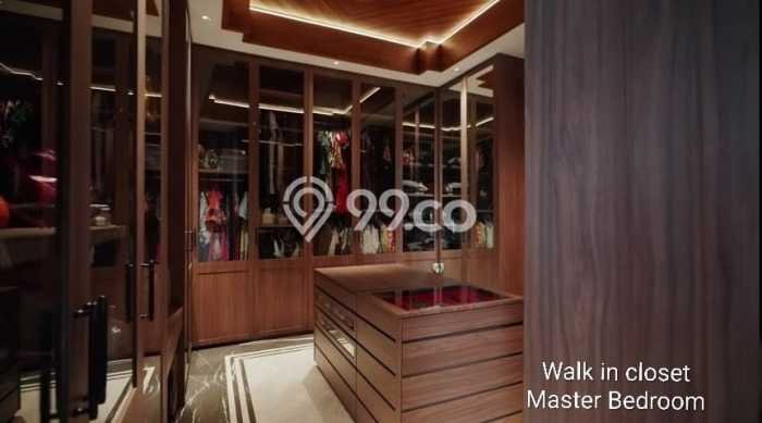 Rumah Elit Modern Tanpa Renovasi di Pantai Mutiara Jakarta Utara Rumah Elit Modern Tanpa Renovasi di Pantai Mutiara Jakarta Utara