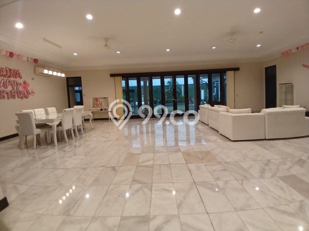 Dijual Rumah Luas Megah Dengan View Cantik di Gandaria, Jakarta Selatan Dijual Rumah Luas Megah Dengan View Cantik di Gandaria, Jakarta Selatan