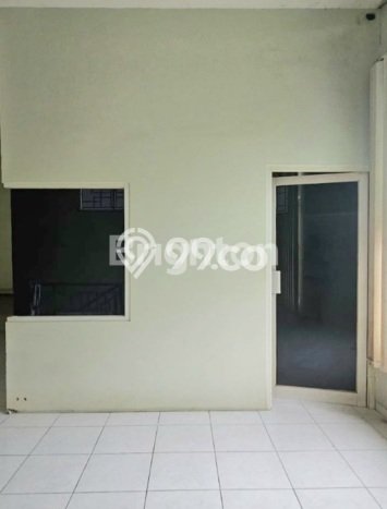 Ruko disewakan di Candisari Semarang dengan luas bangunan 105m2 Ruko disewakan di Candisari Semarang dengan luas bangunan 105m2