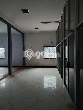 Ruko Bagus Dijual LB 280m2 Lokasi Strategis Semarang Area Cocok untuk Bisnis Ruko Bagus Dijual LB 280m2 Lokasi Strategis Semarang Area Cocok untuk Bisnis