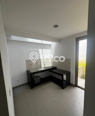 Jual Rumah Mewah Elegan Dengan View Cantik di Pantai Indah Kapuk, Jakarta Utara Jual Rumah Mewah Elegan Dengan View Cantik di Pantai Indah Kapuk, Jakarta Utara