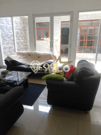 Rumah Modern Cantik 5 Kamar Bisa Langsung Pindah di Baleendah Rumah Modern Cantik 5 Kamar Bisa Langsung Pindah di Baleendah