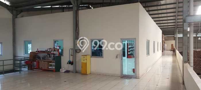 Area Ramai! Gudang Dijual di Pakuhaji untuk Bisnis Luas Bangunan 6000m2 Area Ramai! Gudang Dijual di Pakuhaji untuk Bisnis Luas Bangunan 6000m2