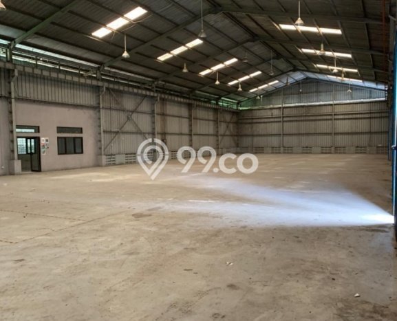 Gudang disewakan di Tigaraksa Tangerang dengan luas bangunan 1250m2 Gudang disewakan di Tigaraksa Tangerang dengan luas bangunan 1250m2