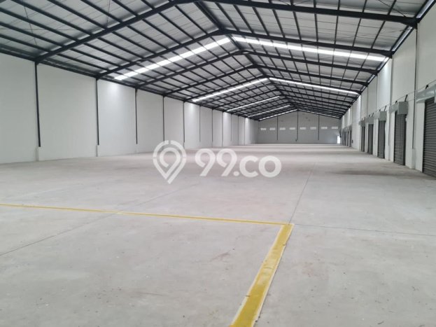 Area Ramai! Gudang Dijual di Cikande untuk Bisnis Luas Bangunan 2200m2 Area Ramai! Gudang Dijual di Cikande untuk Bisnis Luas Bangunan 2200m2