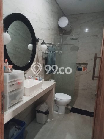 Hunian Cantik Modern Lb 180m2 di Cipayung, Jakarta Timur Hunian Cantik Modern Lb 180m2 di Cipayung, Jakarta Timur