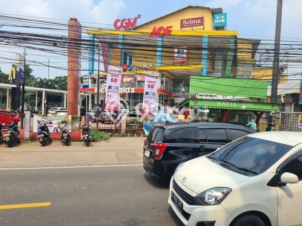 Dijual Hunian Mewah dengan Fasilitas Sekitar Komplit di Sawangan, Depok Dijual Hunian Mewah dengan Fasilitas Sekitar Komplit di Sawangan, Depok