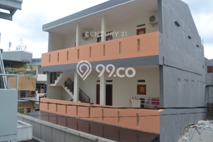 Rumah Mewah LB 381m2 Siap Huni Desain Elegan di Bendungan Hilir, Jakarta Pusat Rumah Mewah LB 381m2 Siap Huni Desain Elegan di Bendungan Hilir, Jakarta Pusat