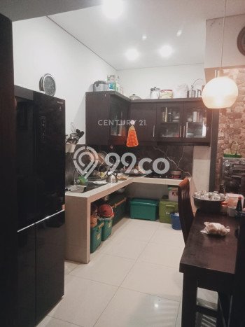 Hunian Cantik Modern Lb 180m2 di Cipayung, Jakarta Timur Hunian Cantik Modern Lb 180m2 di Cipayung, Jakarta Timur
