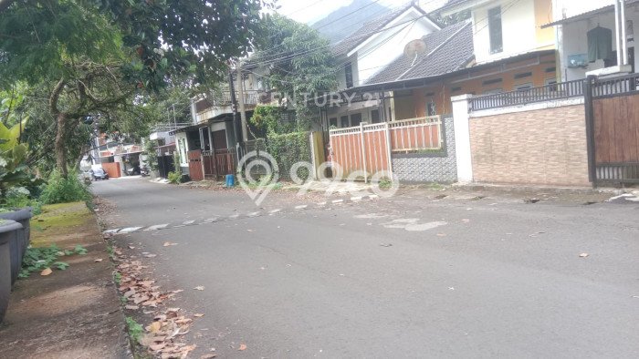 Rumah Strategis Minimalis Lb 90m2 di Cibinong, Bogor Rumah Strategis Minimalis Lb 90m2 di Cibinong, Bogor