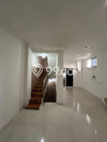 Hunian Nyaman Asri 7 KT Siap Pakai di Tanah Sareal Bogor Hunian Nyaman Asri 7 KT Siap Pakai di Tanah Sareal Bogor