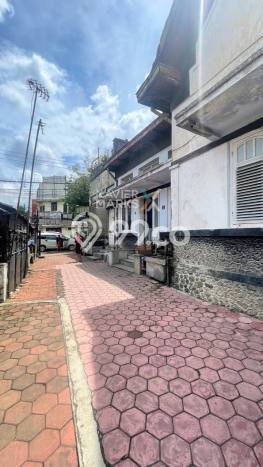 For Sale! Luxury House LT 732m2 Desain Elegan di Jodipan For Sale! Luxury House LT 732m2 Desain Elegan di Jodipan