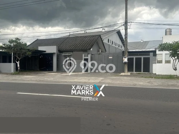 Gudang Dijual Lokasi Stratagis di Pakisaji Malang Cocok untuk Investasi Gudang Dijual Lokasi Stratagis di Pakisaji Malang Cocok untuk Investasi
