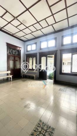 For Sale! Luxury House LT 732m2 Desain Elegan di Jodipan For Sale! Luxury House LT 732m2 Desain Elegan di Jodipan