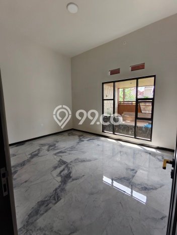 Ready to Use! Premium House LT 300m2 Desain Modern di Araya Ready to Use! Premium House LT 300m2 Desain Modern di Araya