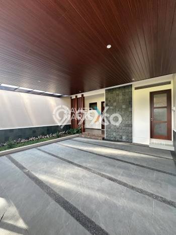 Hunian Mewah LB 260m2 Siap Huni Desain Elegan di Araya, Malang Hunian Mewah LB 260m2 Siap Huni Desain Elegan di Araya, Malang