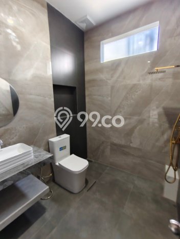 Ready to Use! Premium House LT 300m2 Desain Modern di Araya Ready to Use! Premium House LT 300m2 Desain Modern di Araya
