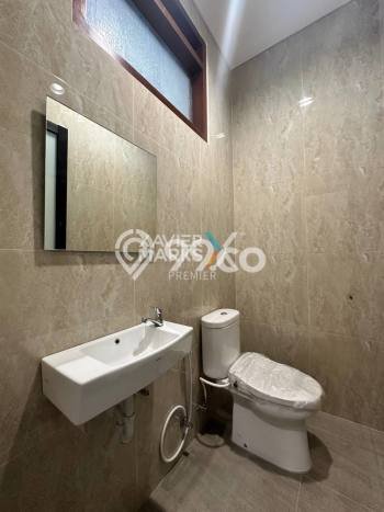 Hunian Mewah LB 260m2 Siap Huni Desain Elegan di Araya, Malang Hunian Mewah LB 260m2 Siap Huni Desain Elegan di Araya, Malang