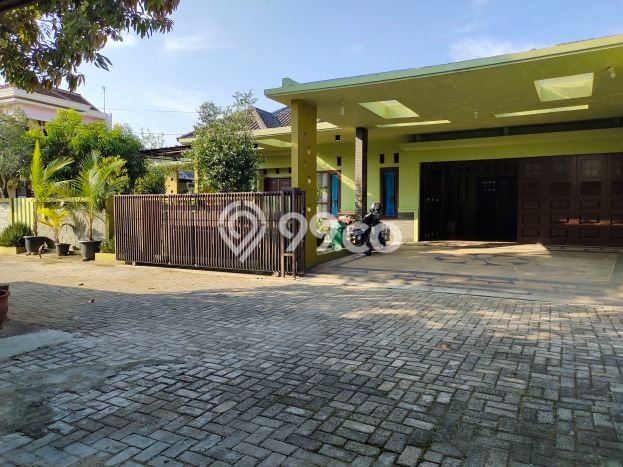 Hunian Cantik Modern Lb 250m2 di Labuhan Ratu, Bandar Lampung Hunian Cantik Modern Lb 250m2 di Labuhan Ratu, Bandar Lampung