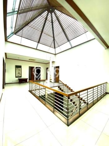 Best Deal Hunian Mewah Ideal dan Luas di Menteng, Jakarta Pusat Best Deal Hunian Mewah Ideal dan Luas di Menteng, Jakarta Pusat