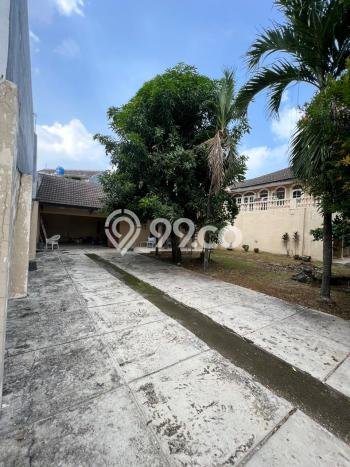 Rumah Mewah Siap Huni LT 664m2 di Kebayoran Lama, Jakarta Selatan Rumah Mewah Siap Huni LT 664m2 di Kebayoran Lama, Jakarta Selatan