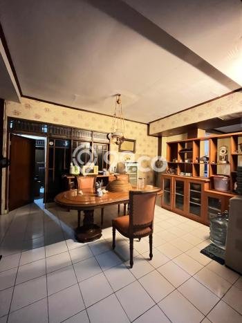 Sewa Rumah Bagus di Kebayoran Baru Harga Rp 650 Juta/ Tahun Sewa Rumah Bagus di Kebayoran Baru Harga Rp 650 Juta/ Tahun