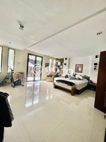 Dijual Hunian Mewah dengan Fasilitas Sekitar Lengkap di Kebayoran Baru, Jakarta Selatan Dijual Hunian Mewah dengan Fasilitas Sekitar Lengkap di Kebayoran Baru, Jakarta Selatan