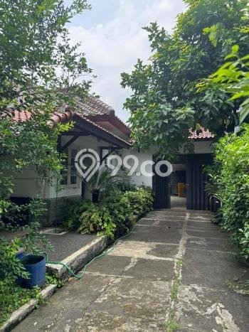 Siap Huni Rumah Mewah 6 Kamar di Kebayoran Baru Dekat ke Mana Saja Siap Huni Rumah Mewah 6 Kamar di Kebayoran Baru Dekat ke Mana Saja