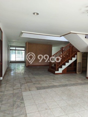 Rumah Eksklusif Dijual LT 835m2 di Sukasari, Bandung Rumah Eksklusif Dijual LT 835m2 di Sukasari, Bandung