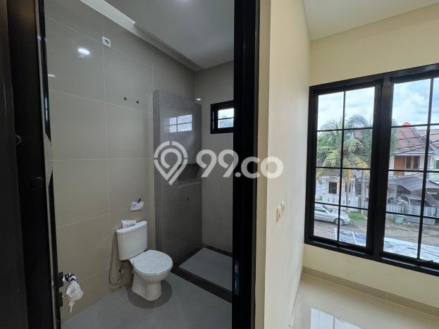 Rumah Luas Asri 4 KT Siap Huni di Graha Raya Tangerang Selatan Rumah Luas Asri 4 KT Siap Huni di Graha Raya Tangerang Selatan