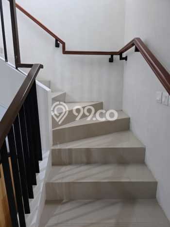 Rumah Luas Asri 3 KT Siap Pakai di Graha Raya Tangerang Selatan Rumah Luas Asri 3 KT Siap Pakai di Graha Raya Tangerang Selatan