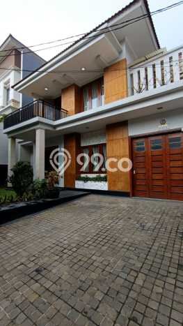 Disewakan Rumah Konsep Minimalis di Pondok Indah Jakarta Selatan dengan 4 Kamar Disewakan Rumah Konsep Minimalis di Pondok Indah Jakarta Selatan dengan 4 Kamar