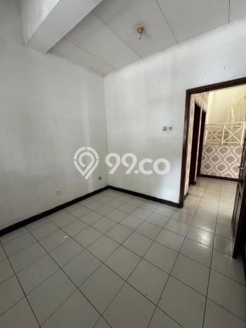 Sewa Rumah Murah di Sektor 5 - Bintaro Tangerang Selatan dengan 4 KT Sewa Rumah Murah di Sektor 5 - Bintaro Tangerang Selatan dengan 4 KT