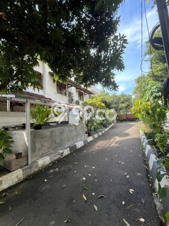 Rumah Elit Modern Siap Huni di Pulomas Jakarta Timur Rumah Elit Modern Siap Huni di Pulomas Jakarta Timur