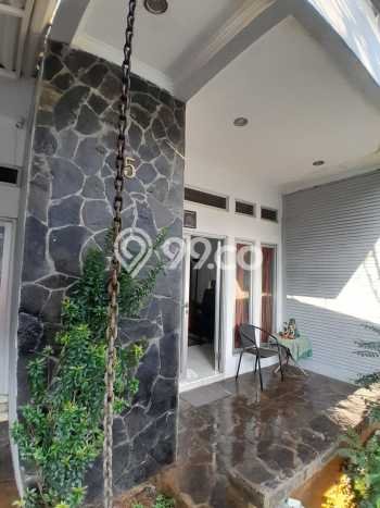 Rumah Elit Modern Tanpa Renovasi di Rempoa Tangerang Selatan Rumah Elit Modern Tanpa Renovasi di Rempoa Tangerang Selatan
