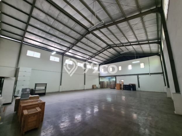 Disewakan Gudang di Pusat Kota Tangerang Ramai Strategis Disewakan Gudang di Pusat Kota Tangerang Ramai Strategis