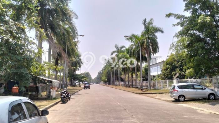 Gudang Disewa di Tangerang dengan LB 1038m2 Area Komersial Ramai Gudang Disewa di Tangerang dengan LB 1038m2 Area Komersial Ramai