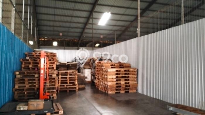 Unit Gudang Disewakan di Cikokol di Area Ramai & Strategis Unit Gudang Disewakan di Cikokol di Area Ramai & Strategis