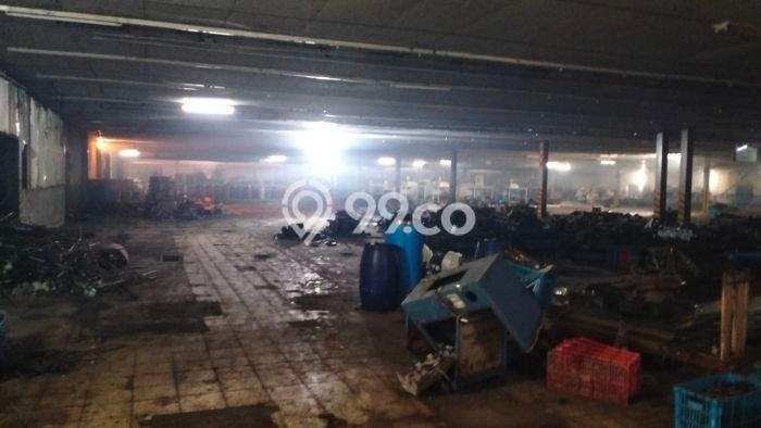 Disewakan Gudang di Kawasan Ramai Cikokol Luas 5000m2 Disewakan Gudang di Kawasan Ramai Cikokol Luas 5000m2