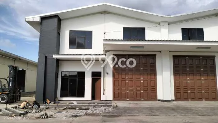 Unit Gudang Disewa Lokasi Balaraja, Tangerang Spesifikasi Luas Bangunan 4000m2 Unit Gudang Disewa Lokasi Balaraja, Tangerang Spesifikasi Luas Bangunan 4000m2