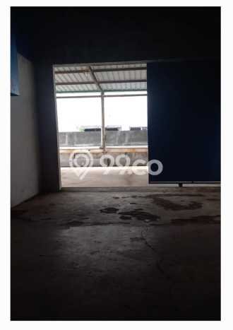 Unit Gudang Disewakan di Batu Ceper di Area Ramai & Strategis Unit Gudang Disewakan di Batu Ceper di Area Ramai & Strategis
