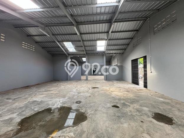 Gudang Disewakan Lokasi Legok Tangerang Harga Spesial! Gudang Disewakan Lokasi Legok Tangerang Harga Spesial!