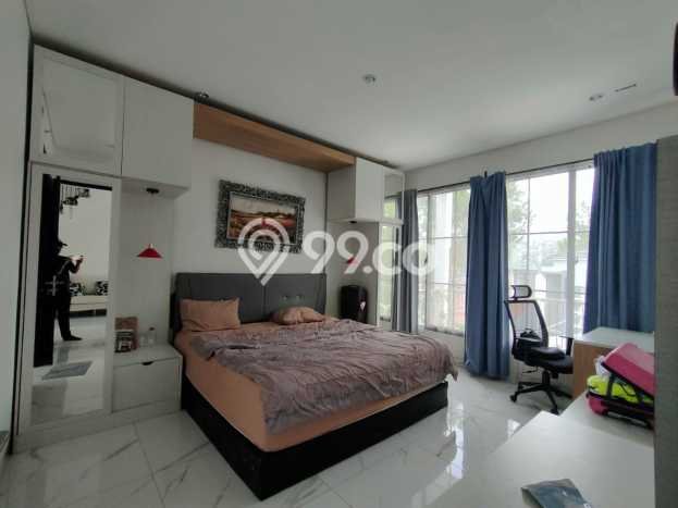Jual Rumah Luas Megah Dengan View Eksklusif di Dago, Bandung Jual Rumah Luas Megah Dengan View Eksklusif di Dago, Bandung