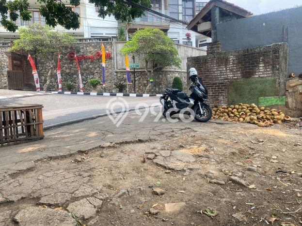 HARGA MENARIK! Tanah di Cigadung, Luas 439m², Area Asri HARGA MENARIK! Tanah di Cigadung, Luas 439m², Area Asri