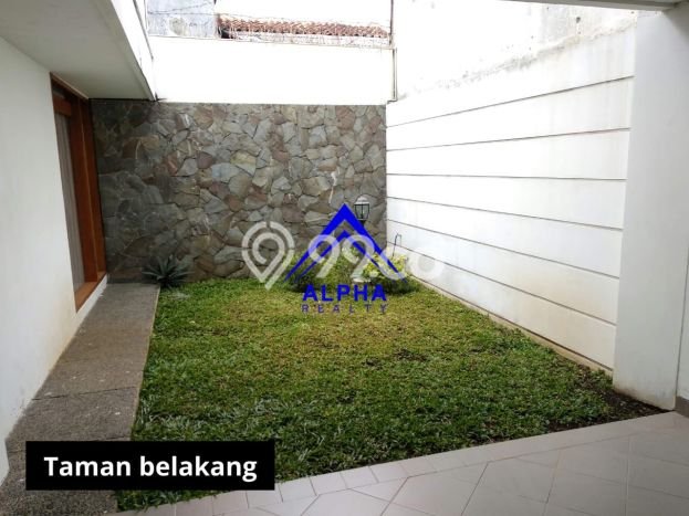 Disewakan Rumah Konsep Modern di Coblong Bandung dengan 5 KT Disewakan Rumah Konsep Modern di Coblong Bandung dengan 5 KT
