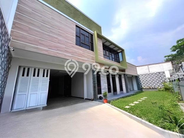 Rumah Strategis di Cimahi Utara, Cimahi, LT 376m2m² LB 700m2m² - BISA KPR! Rumah Strategis di Cimahi Utara, Cimahi, LT 376m2m² LB 700m2m² - BISA KPR!