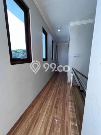 Rumah Strategis di Cimahi Utara, Cimahi, LT 376m2m² LB 700m2m² - BISA KPR! Rumah Strategis di Cimahi Utara, Cimahi, LT 376m2m² LB 700m2m² - BISA KPR!